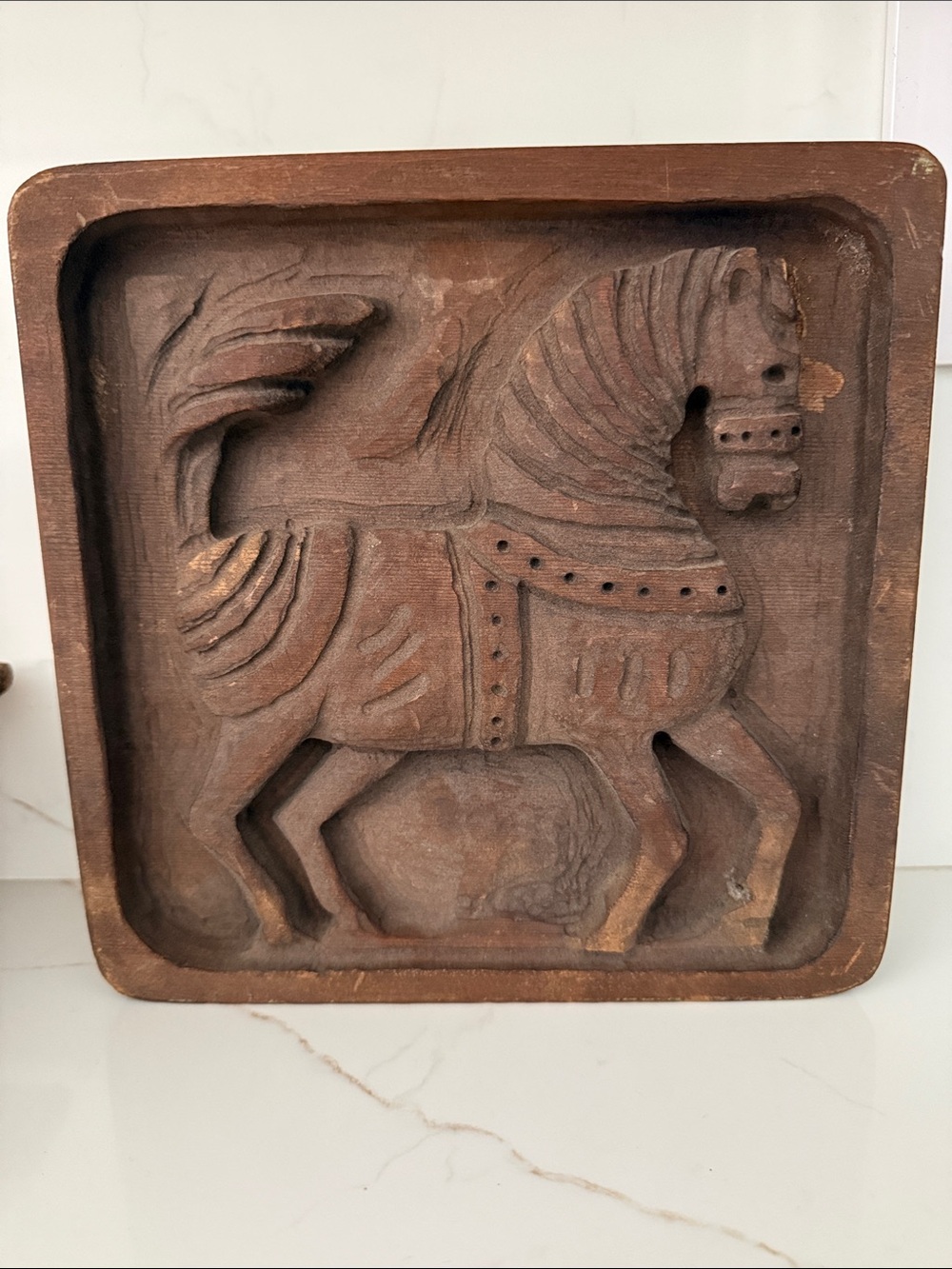 Vintage Hand-Carved Wooden Horse Wall Plaque - Rustic Brown